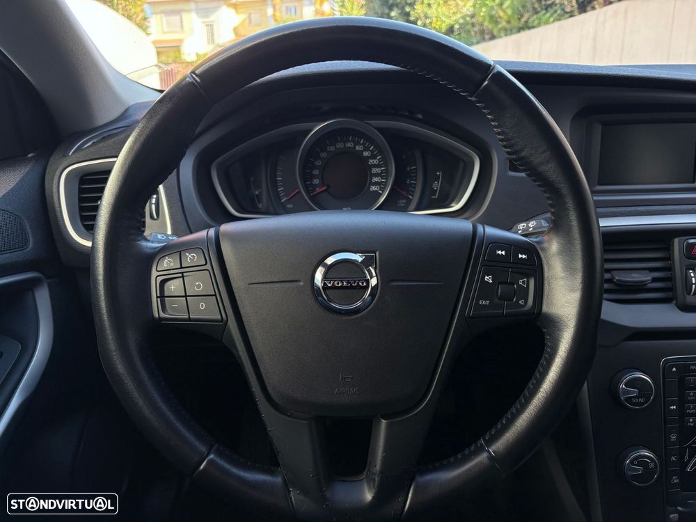 Volvo V40 2.0 D2 Kinetic - 34