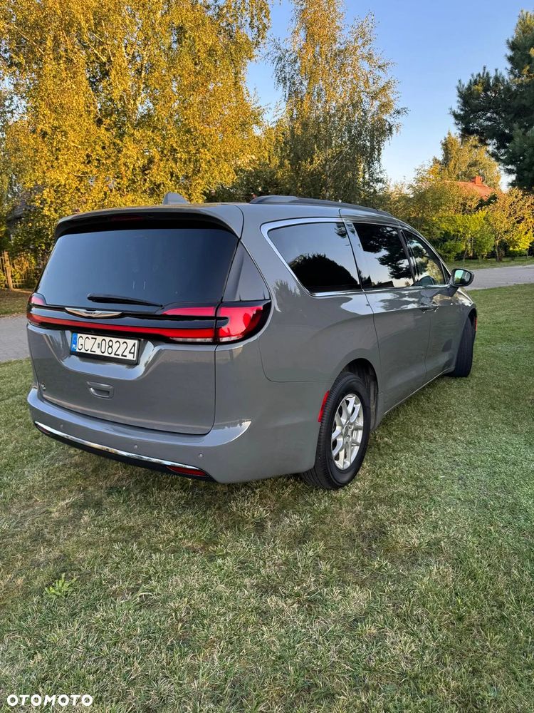 Chrysler Pacifica - 6