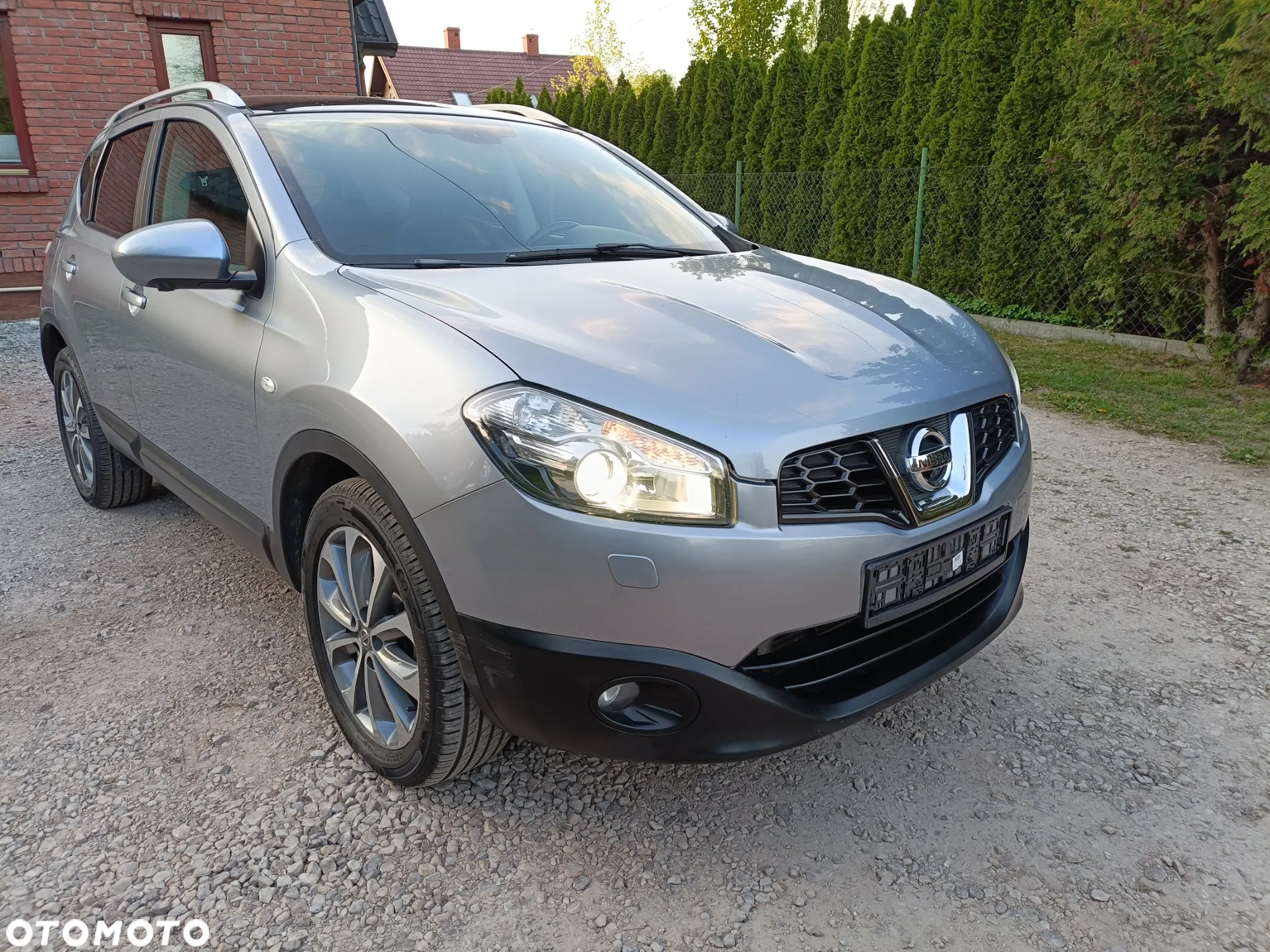 Nissan Qashqai 2.0 dCi DPF 4x4 360 - 2