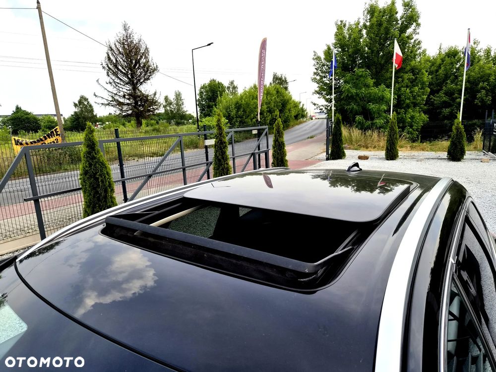 Volvo XC 60 T6 Plug-In Hybrid AWD Plus Bright - 25