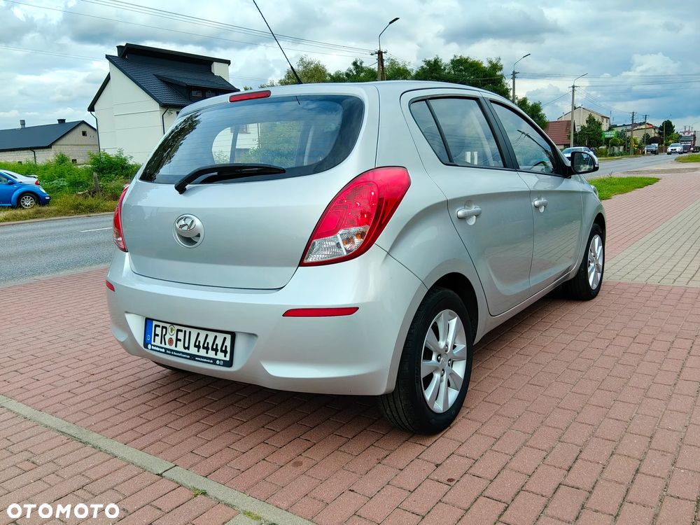 Hyundai i20 1.25 Classic + - 5