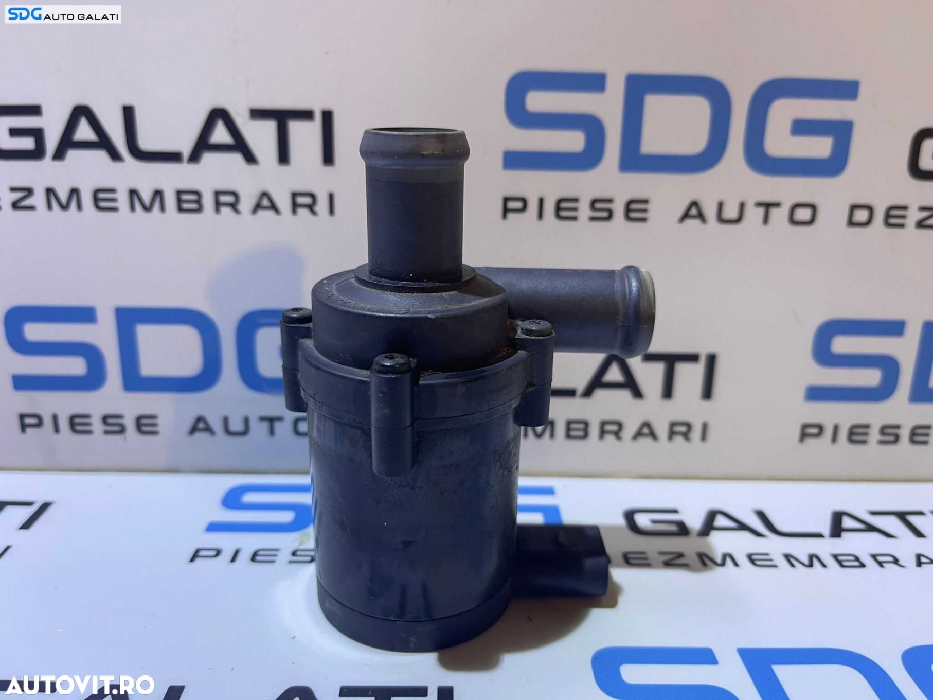 Pompa Secundara Auxiliara Recirculare Apa Skoda Octavia 2 1.8 TFSI BZB CDAA CDAB 2008 - 2013 Cod 1K0965561J - 1