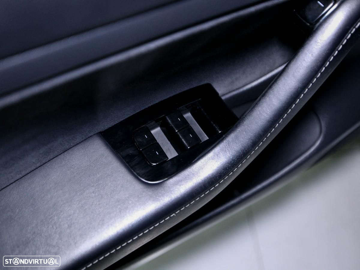 Tesla Model 3 Long-Range RWD - 15