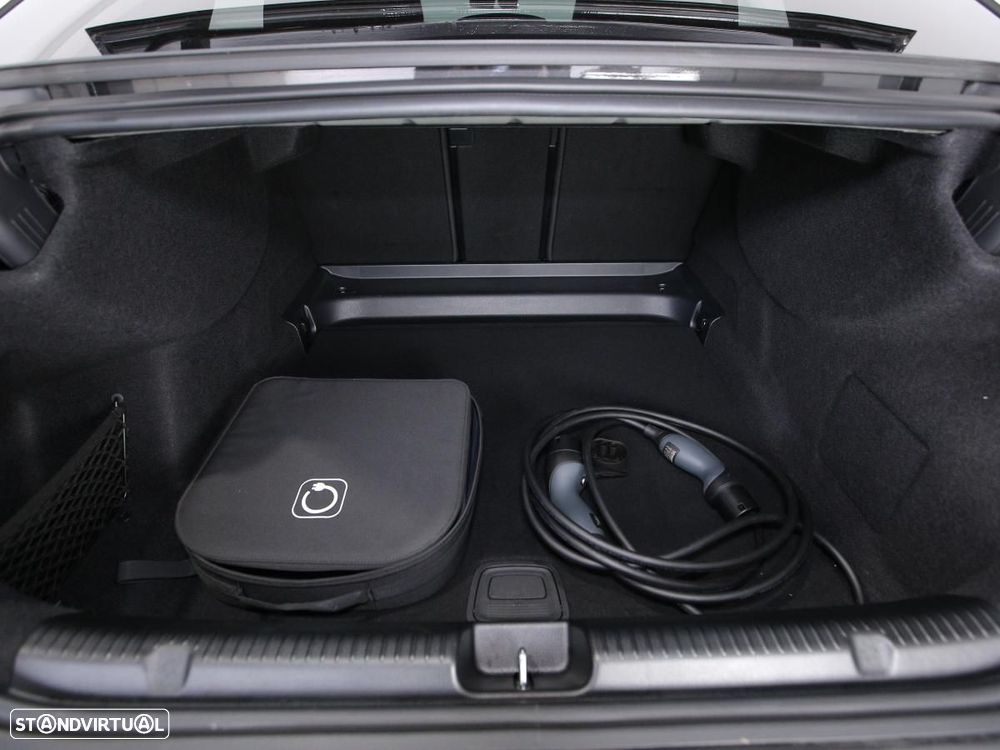 Mercedes-Benz EQE 350 AMG Line - 12