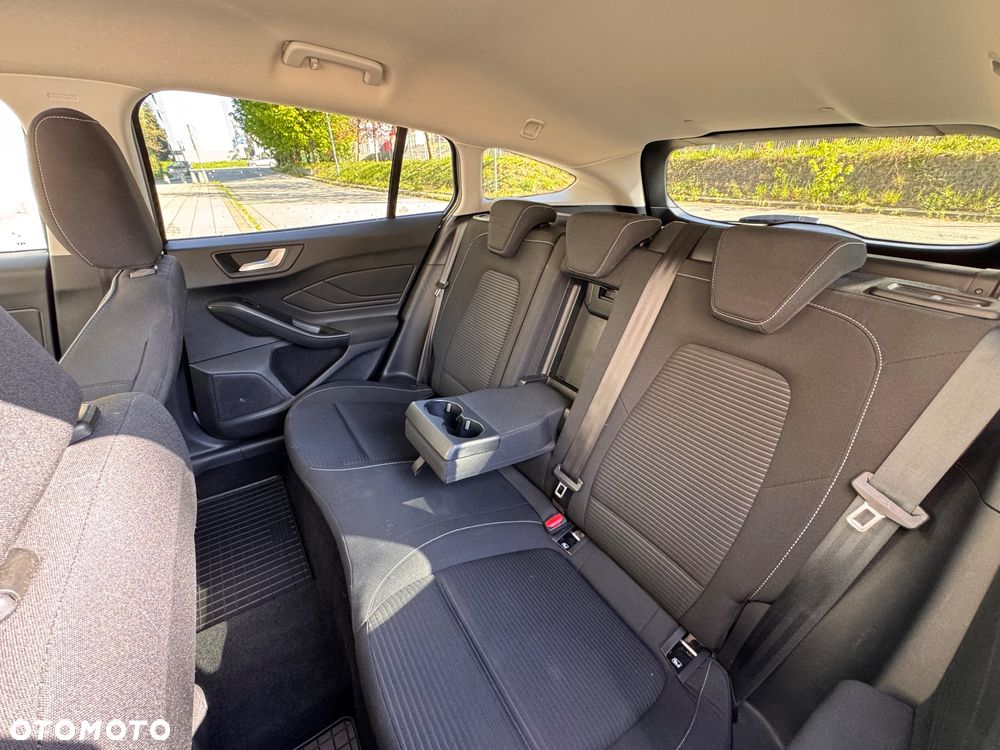 Ford Focus 1.0 EcoBoost Titanium Style - 19