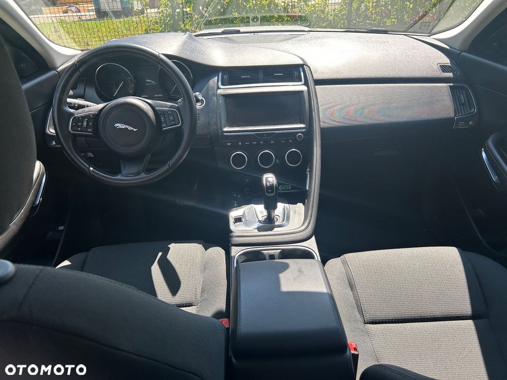 Jaguar E-Pace - 10