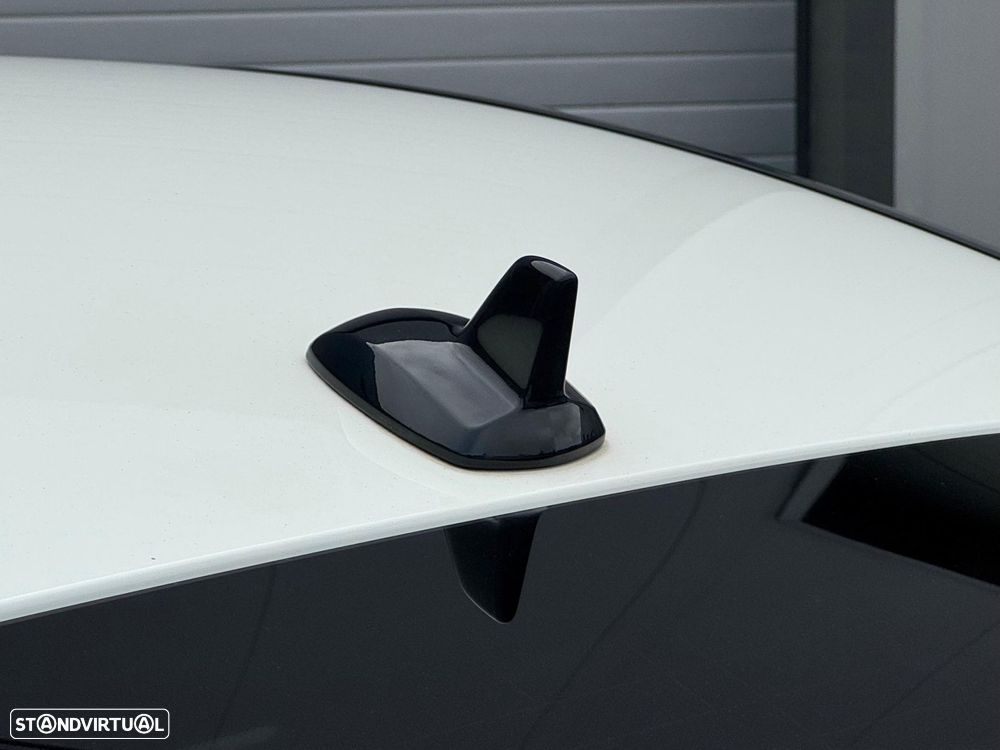 Mercedes-Benz CLA 180 d AMG Line - 29