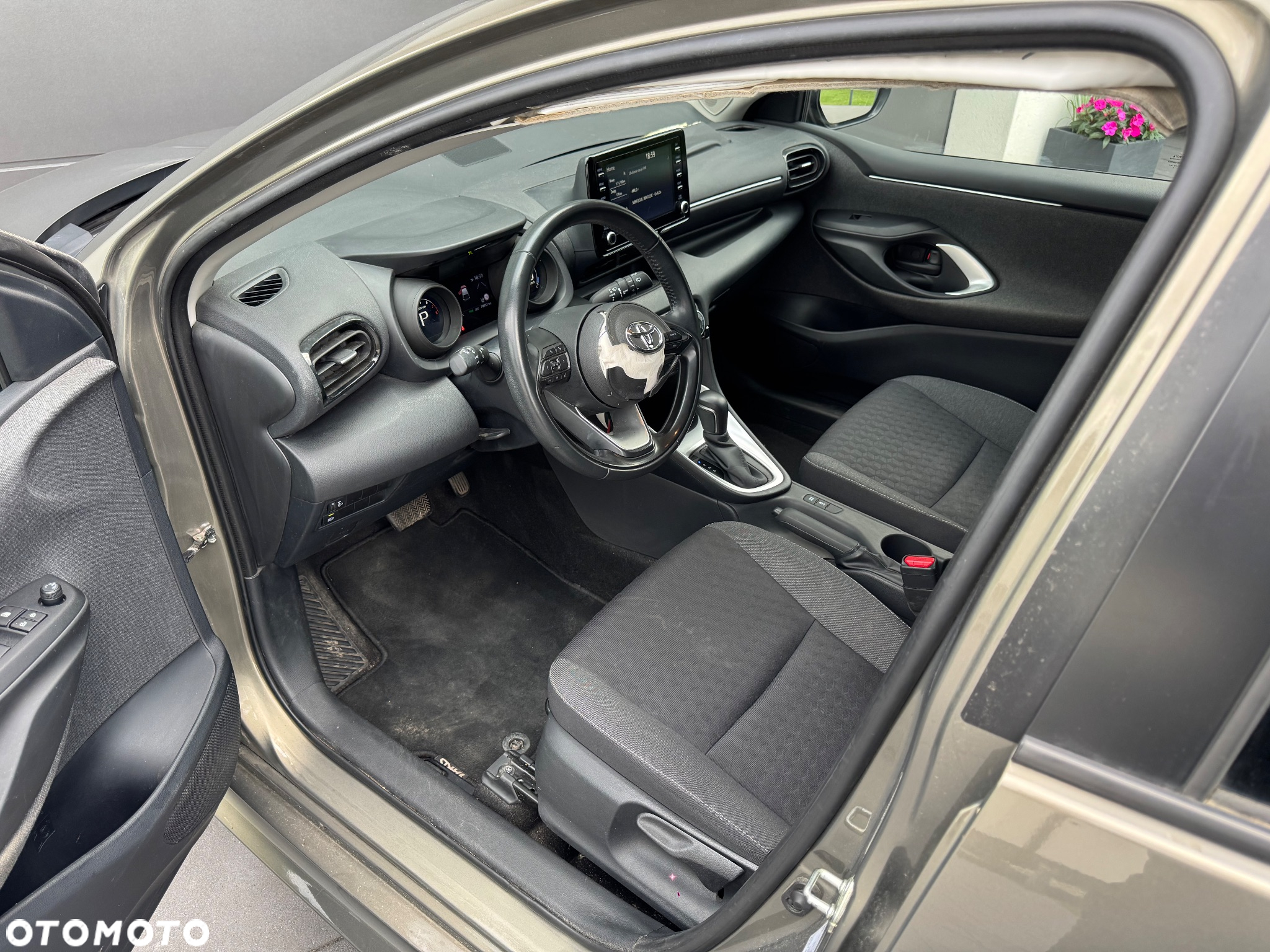 Toyota Yaris 1.5 Selection Elegant CVT - 10