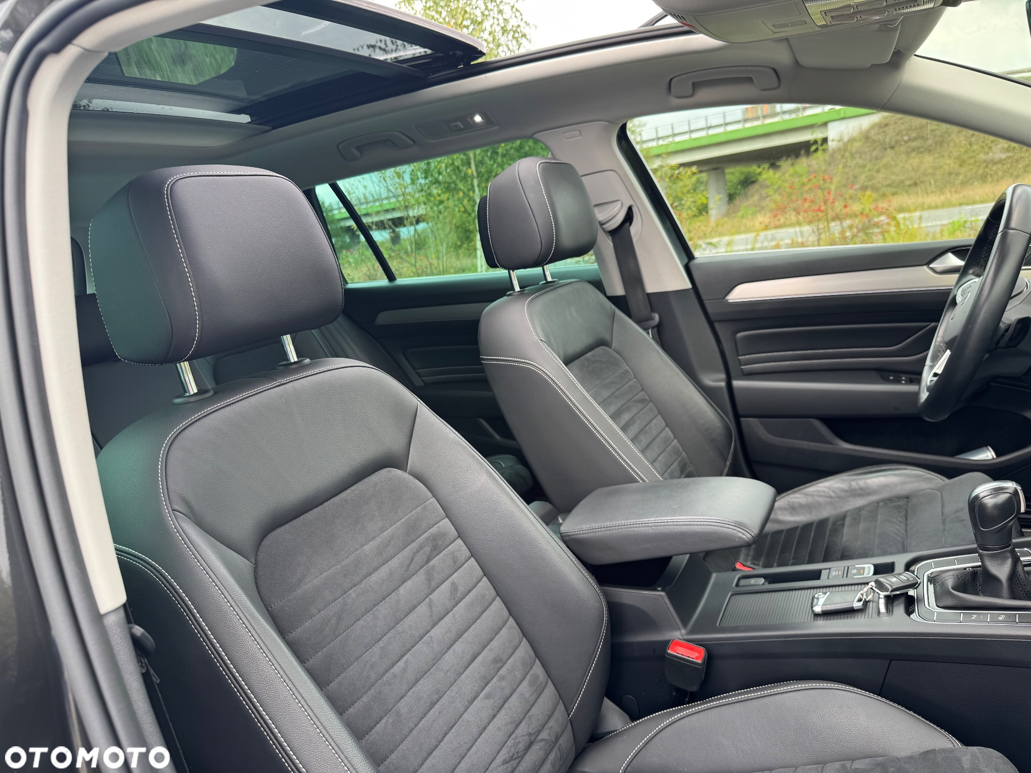 Volkswagen Passat 1.5 TSI EVO Elegance DSG - 22