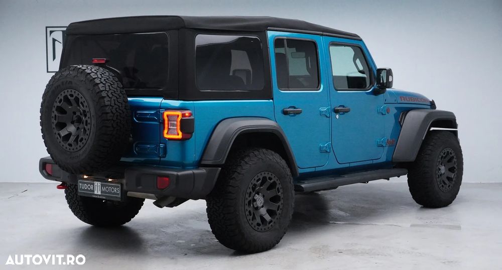 Jeep Wrangler Unlimited 2.0 AT8 4WD Rubicon - 4