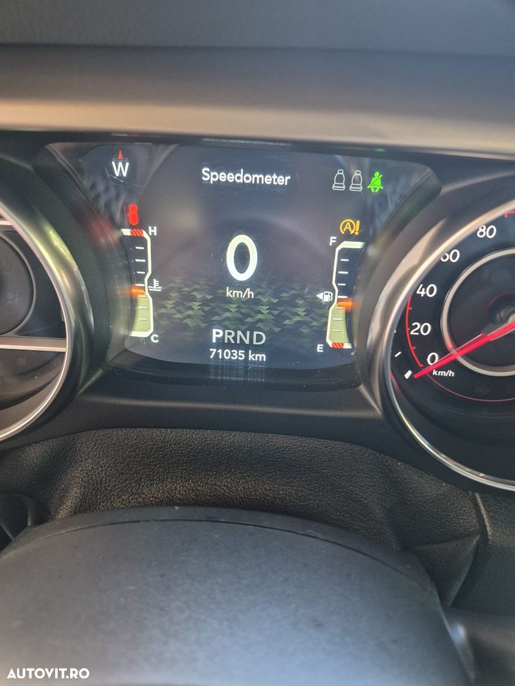 Jeep Wrangler 2.0 Turbo AT8 Rubicon - 10