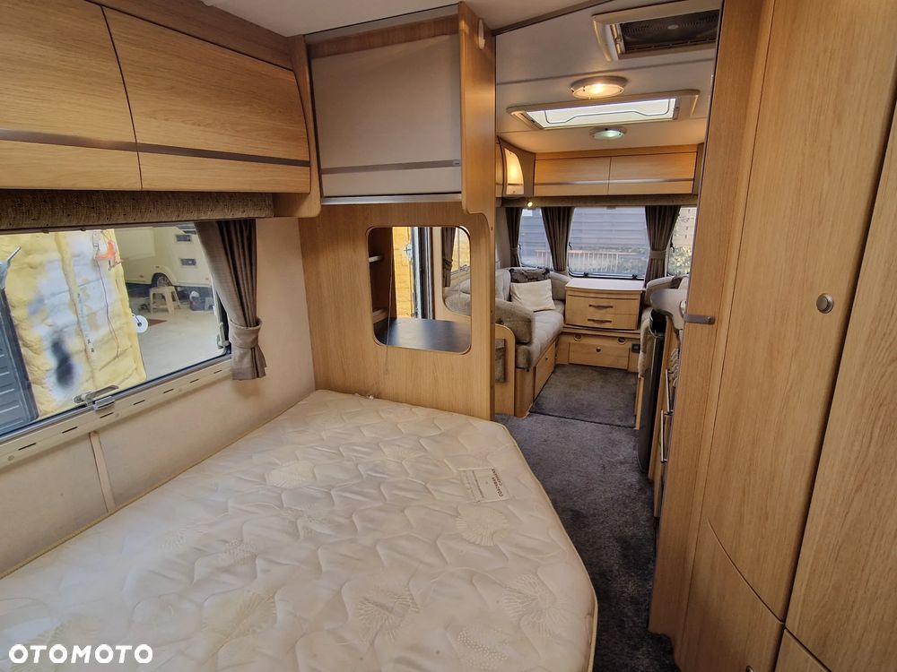 Coachman Pastiche - 17