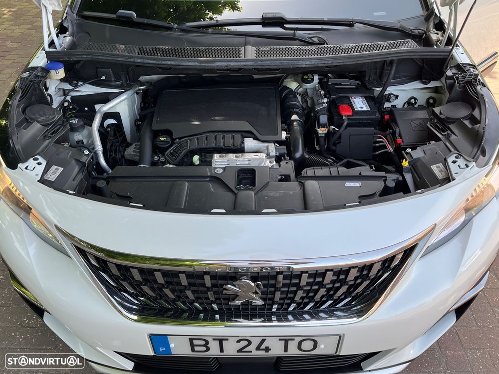 Peugeot 3008 PureTech 130 Stop & Start GPF EAT8 Allure Pack - 36