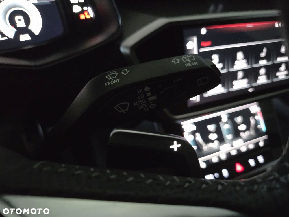 Audi A6 Avant 45 TFSI S tronic S line - 16