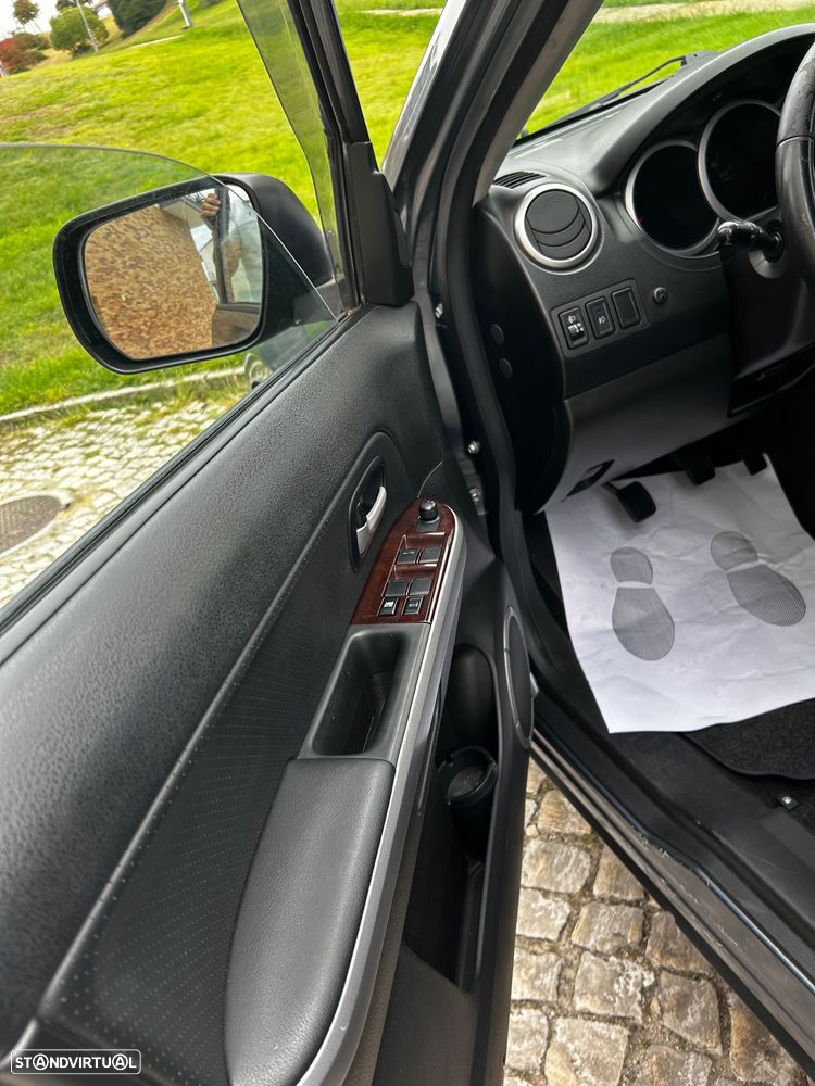 Suzuki Grand Vitara - 16
