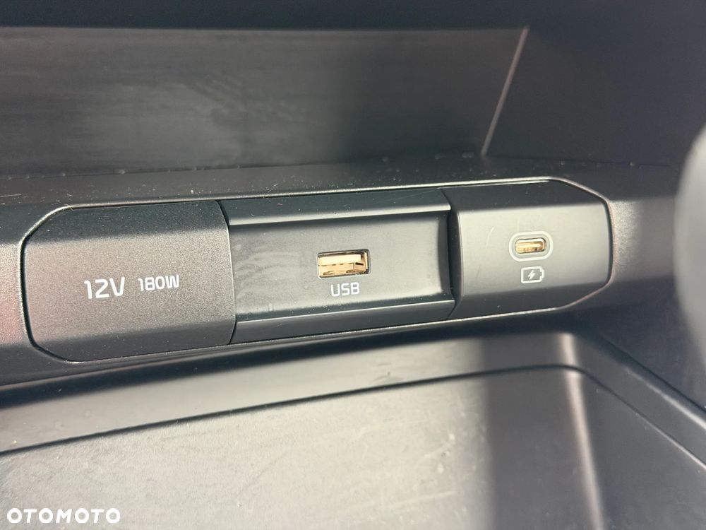 Kia Ceed 1.5 T-GDI M - 20