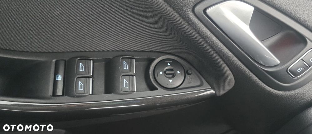 Ford Focus - 8
