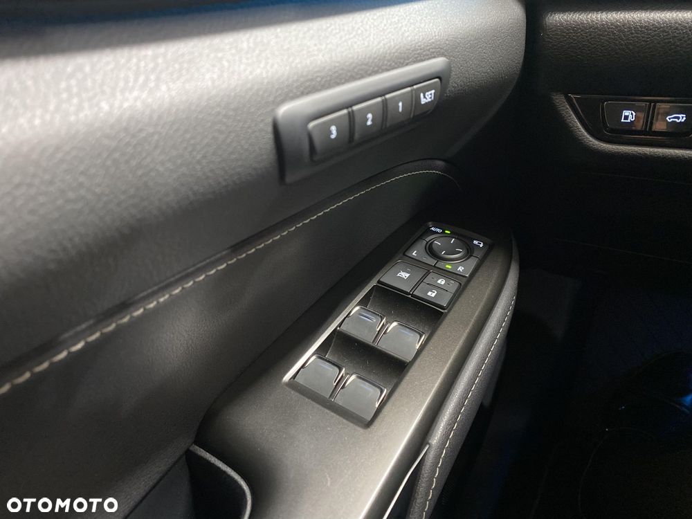 Lexus NX 350h Omotenashi AWD - 21