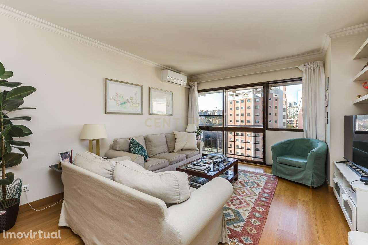 Apartamento T3 em Miraflores - Grande imagem: 5/27