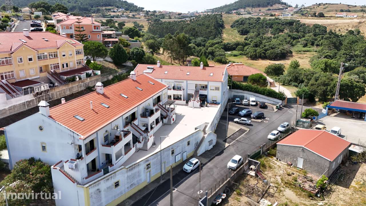 T2 Moradia em banda em Venda do Pinheiro · Open House 4 e 5 de julho - Grande imagem: 2/23