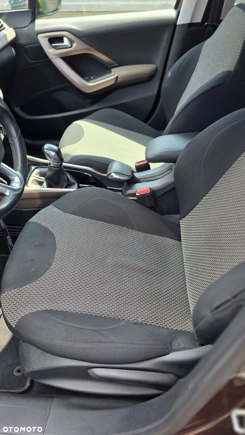 Peugeot 2008 1.6 VTi Allure - 5
