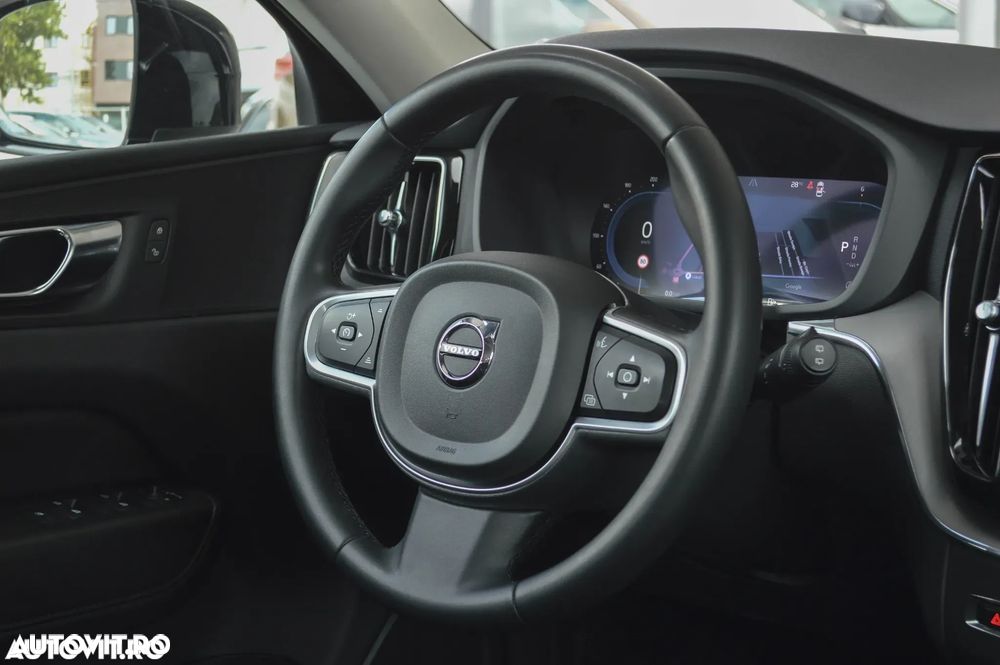 Volvo XC 60 B4 D AWD Geartronic Momentum - 21