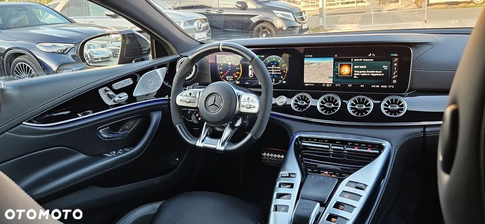 Mercedes-Benz AMG GT 53 4Matic+ 4D Speedshift TCT 9G - 17