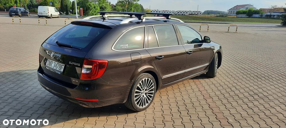 Skoda Superb 2.0 TDI L&K DSG - 3