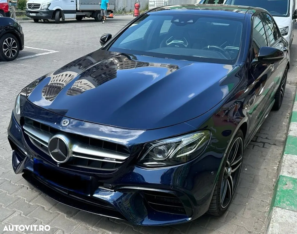Mercedes-Benz E 63 AMG S 4MATIC Aut. - 11