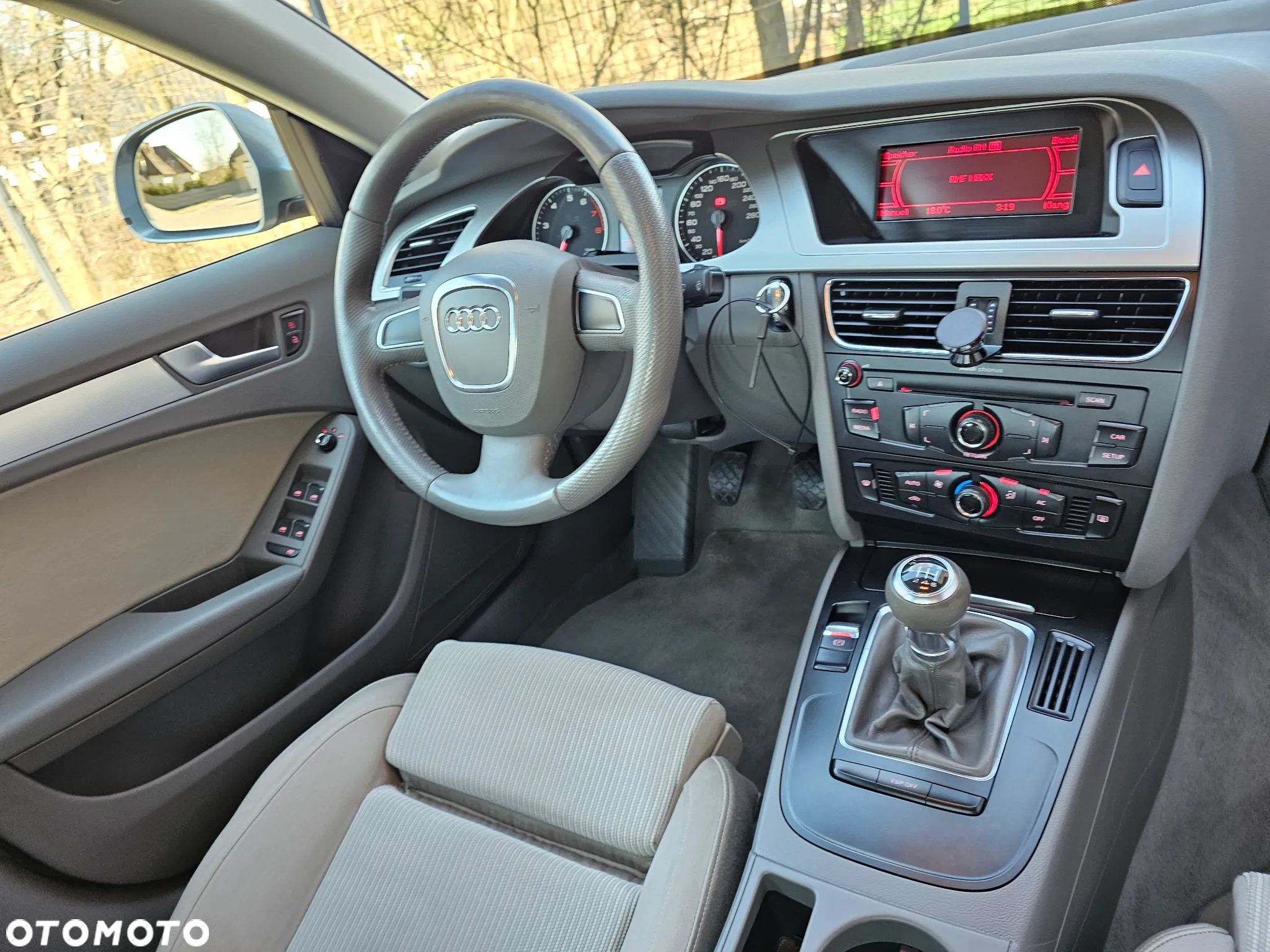 Audi A4 1.8 TFSI Attraction - 12