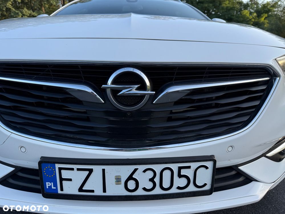 Opel Insignia 2.0 T 4x4 Innovation S&S - 9