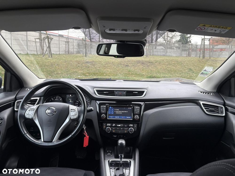 Nissan Qashqai 1.6 DCi Xtronic ACENTA - 8