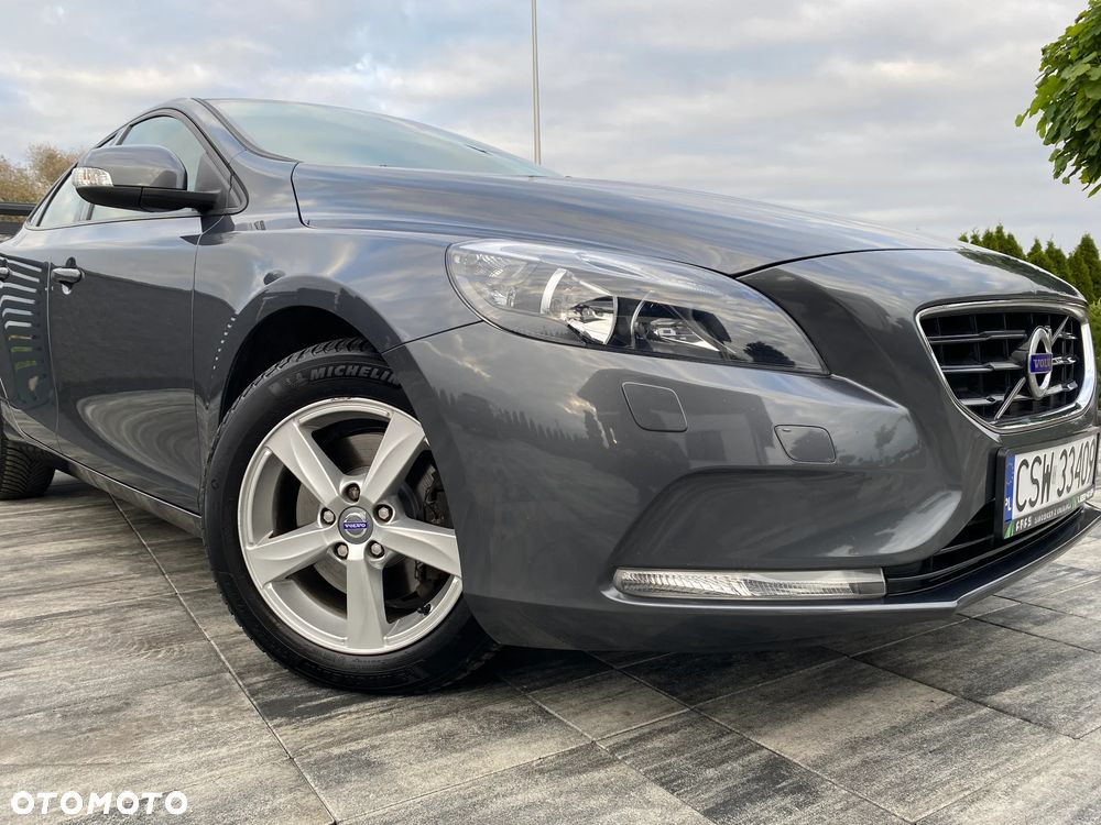 Volvo V40 T3 Momentum - 11