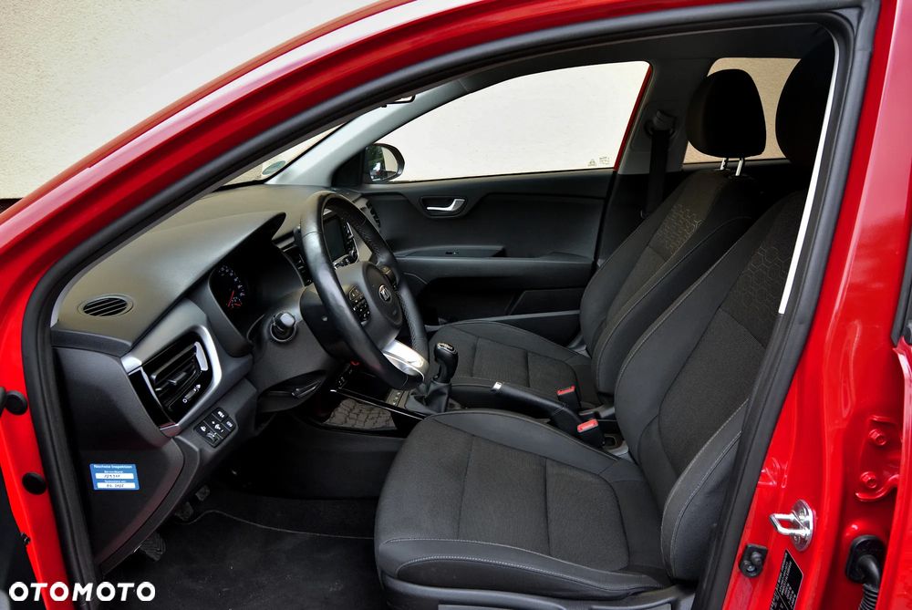 Kia Rio 1.0 T-GDI 100 Dream-Team Edition - 21