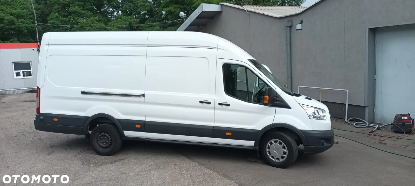Ford Transit 330 L2H3 Trend - 2