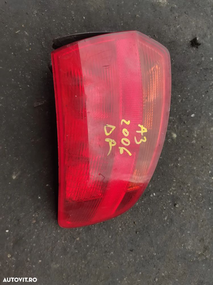 Stop dreapta Audi A3 2SPORTBACK 2003-2012 8p4945095c - 1