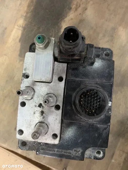 Pompy Adblue Grundfos Emitec Cummins DAF LF CF / różne / dozowniki - 4