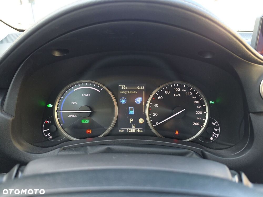 Lexus NX 300h F Impression AWD - 18