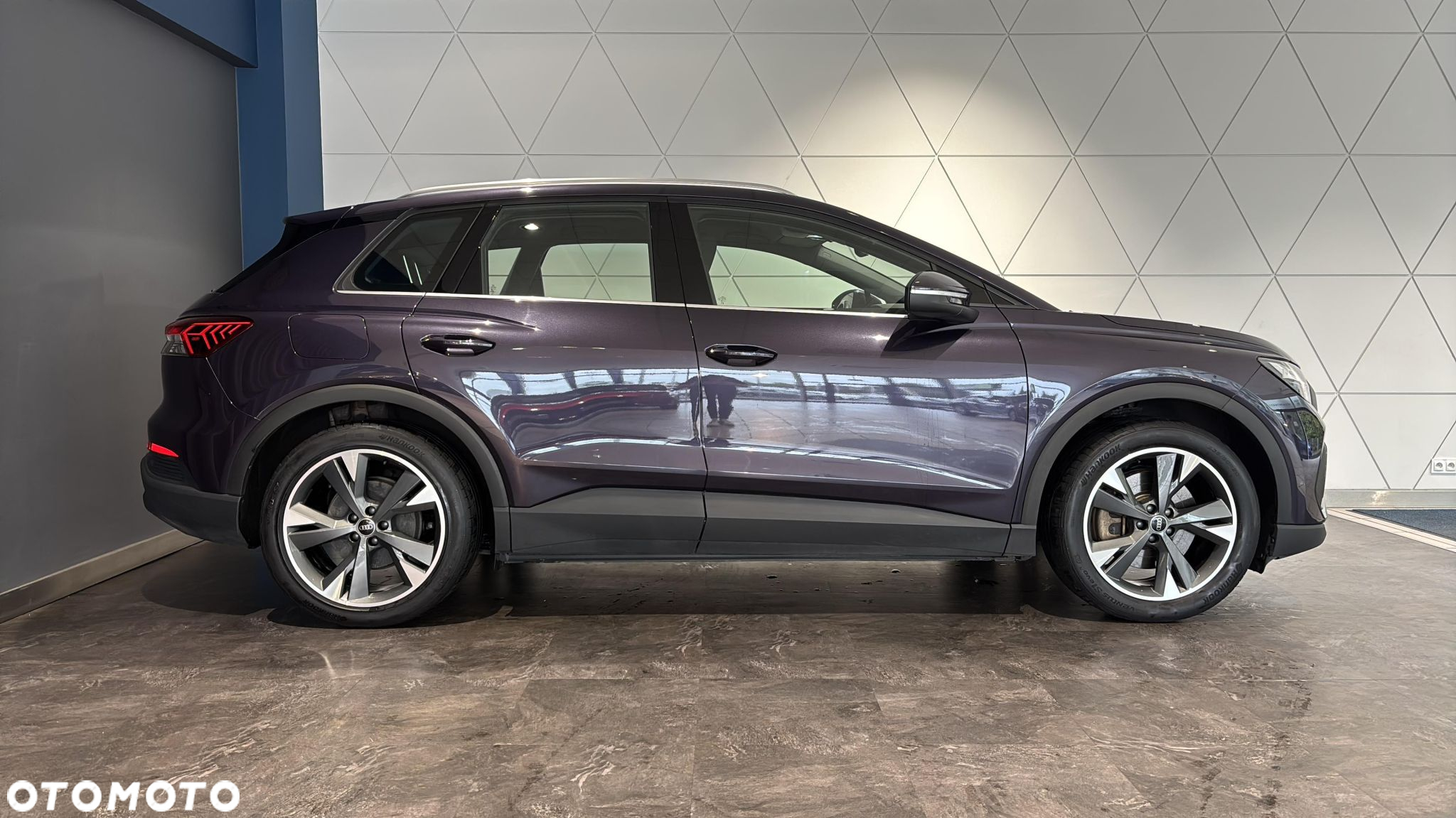 Audi Q4 e-tron - 6