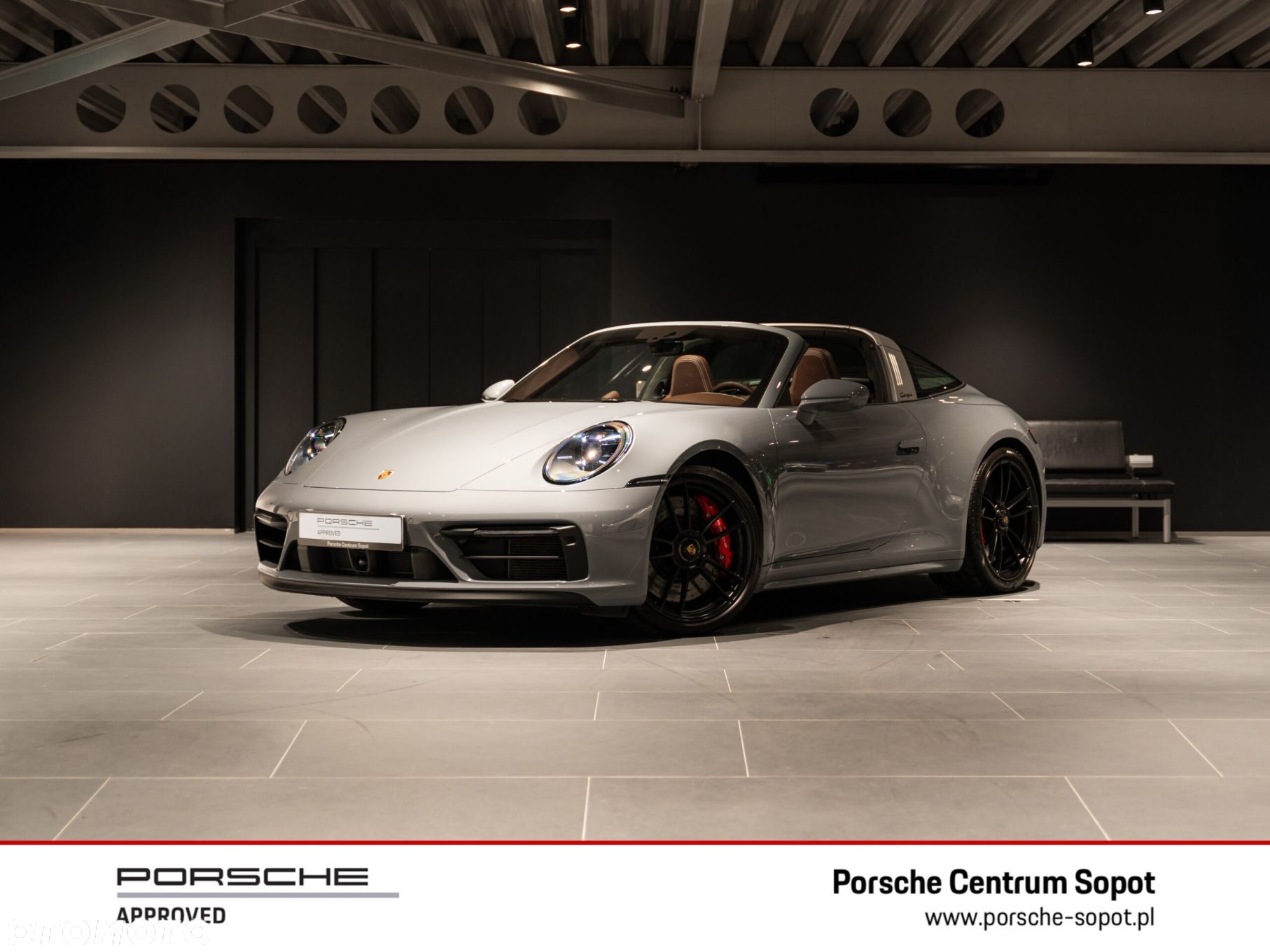 Porsche 911 Targa 4 GTS - 1