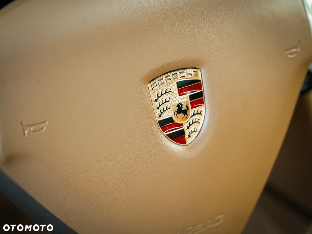 Porsche 911 Carrera Cabrio - 14