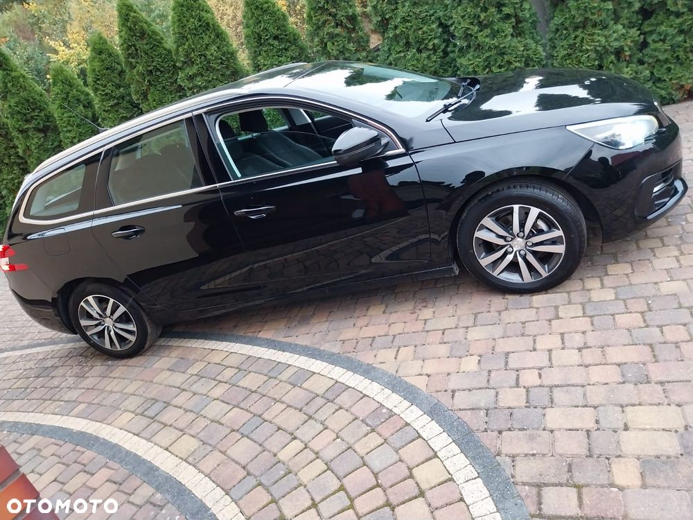 Peugeot 308 - 30