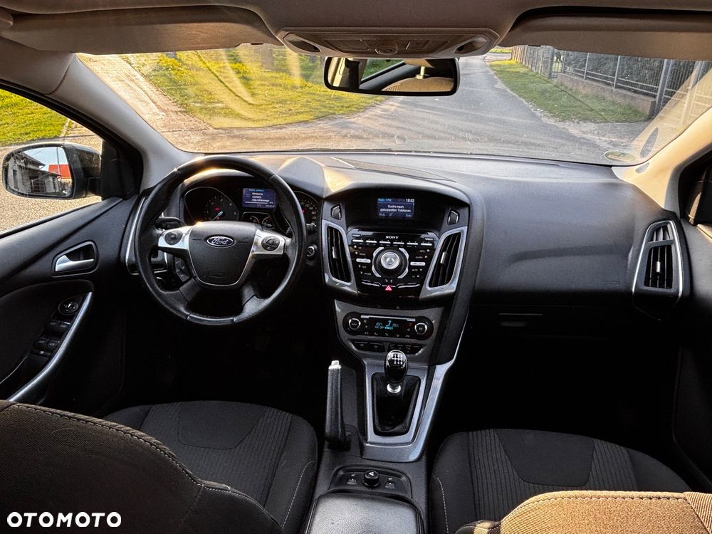Ford Focus 1.6 TDCi DPF Titanium - 6