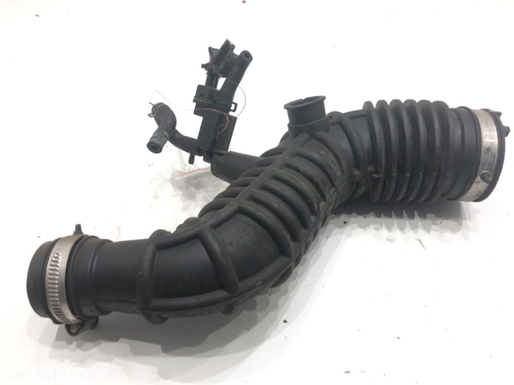 RURA POWIETRZA  NISSAN QASHQAI II SUV (J11, J11_) 2013 - 2022 1.2 DIG-T 85 kW [115 KM] benzyna 2013 - 2