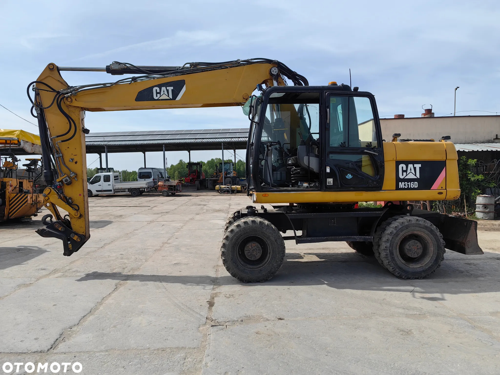 Caterpillar M316 D - 2