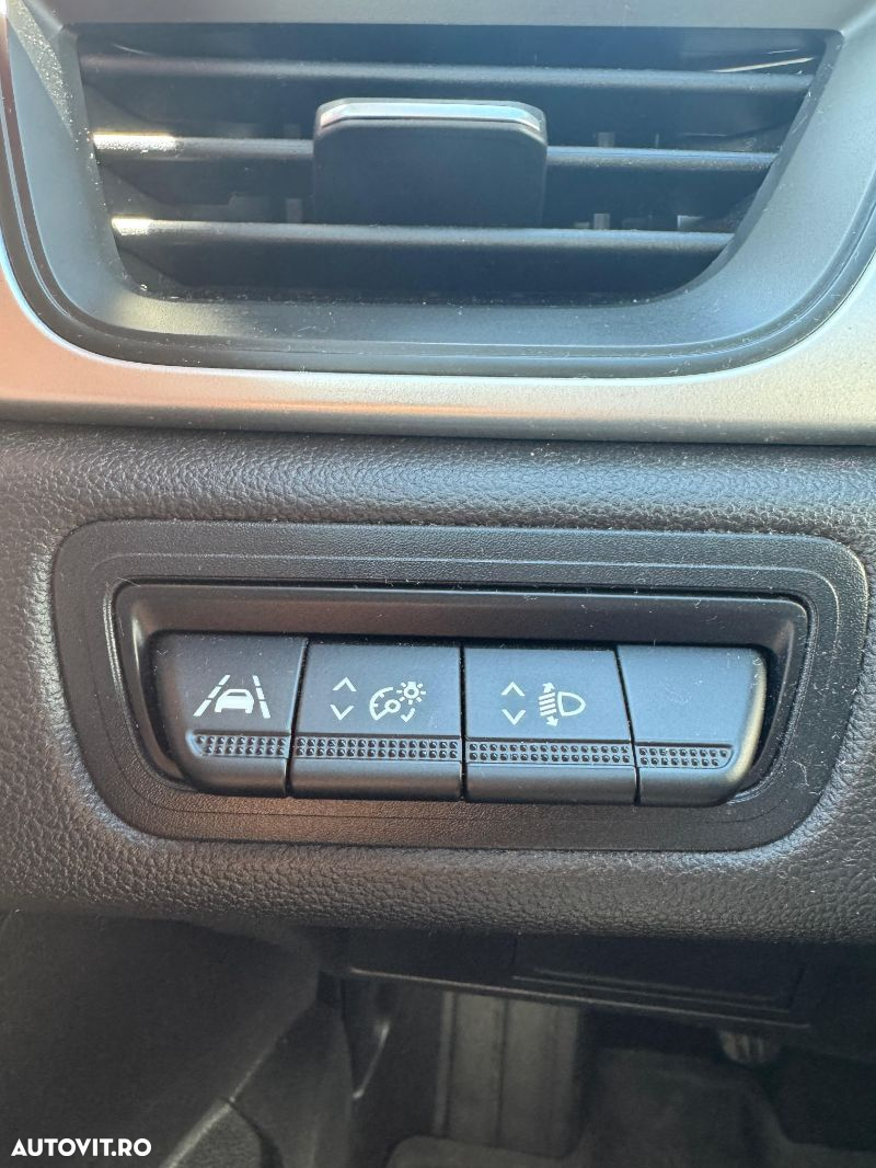 Renault Captur - 12