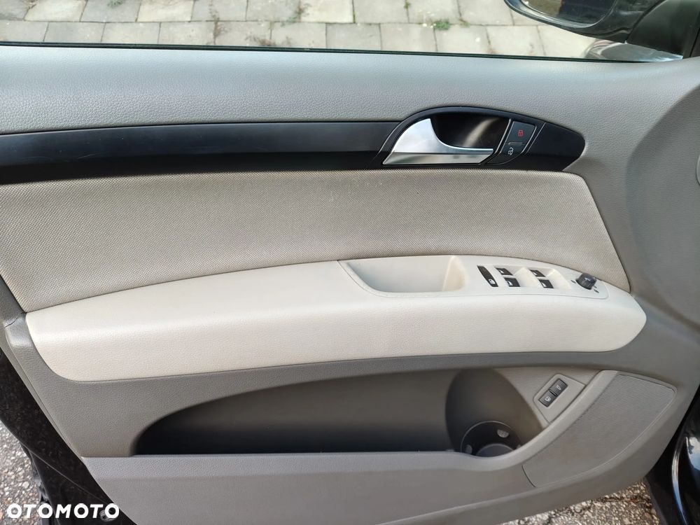 Audi Q7 3.0 TDI DPF quattro tiptronic - 16