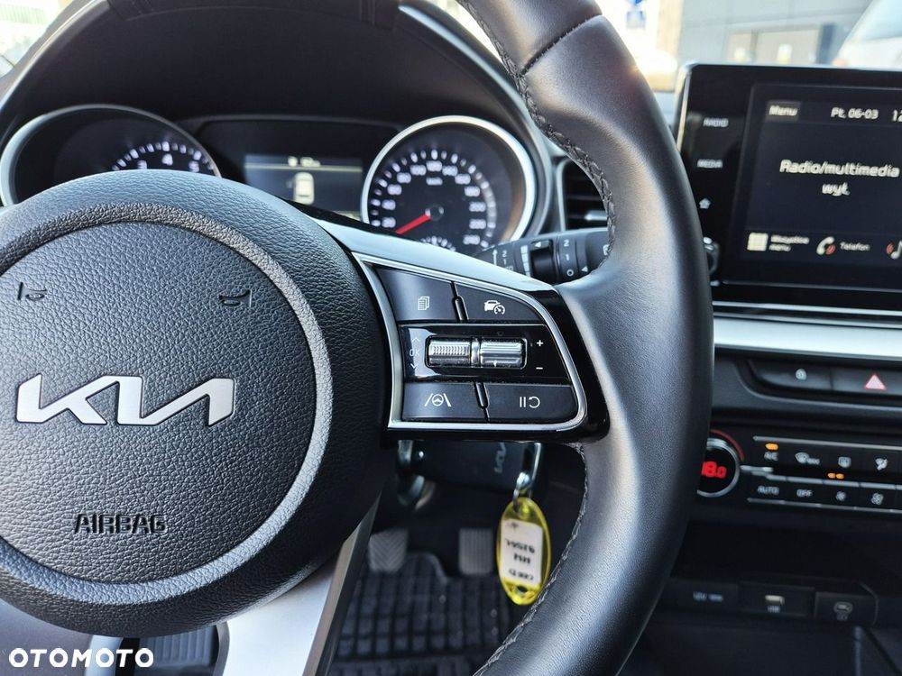 Kia Ceed 1.5 T-GDI M DCT - 26