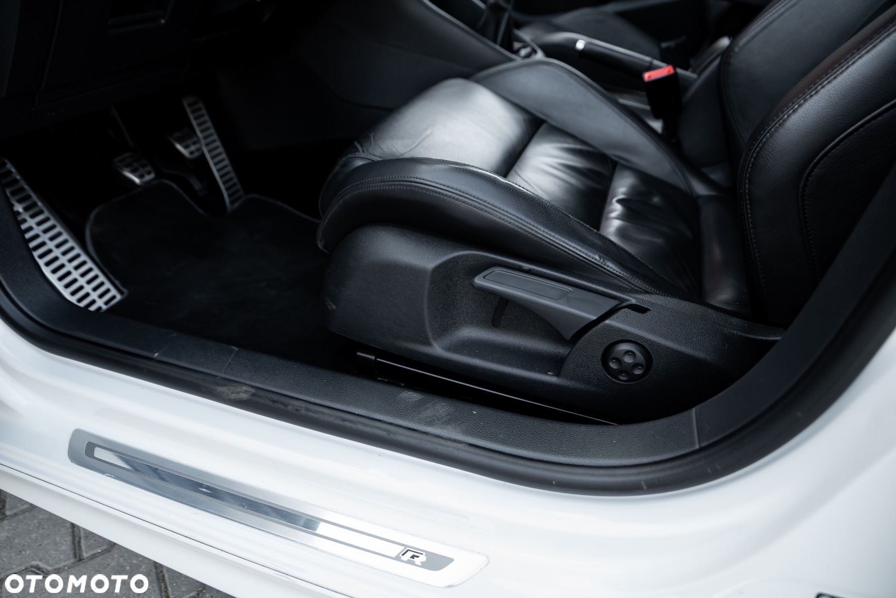 Volkswagen Golf VI 2.0 TSI 4Mot R - 21