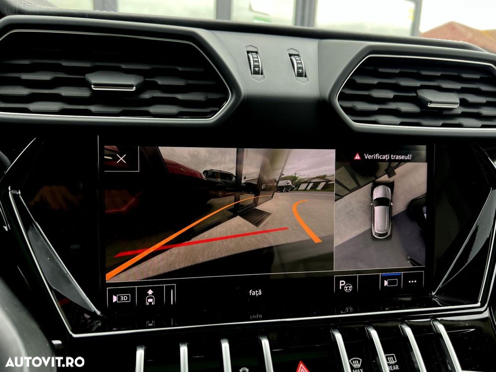 Lamborghini URUS - 27